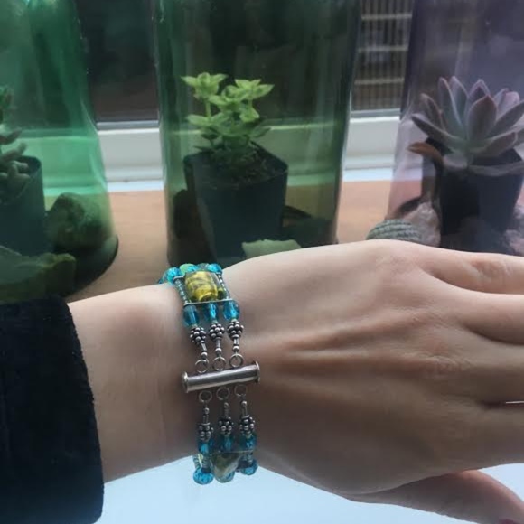 207: Blue Green Venetian Glass Bracelet - Picture 3 of 4